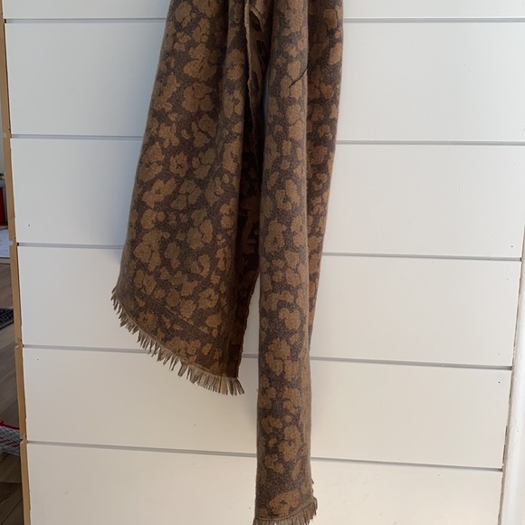 Leopard print Blanket scarf - Picture 2 of 2
